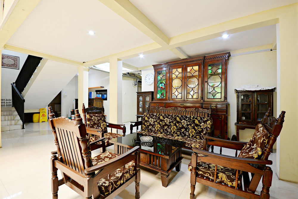 Zen Rooms Kuningan Syariah Jakarta Eksteriør billede