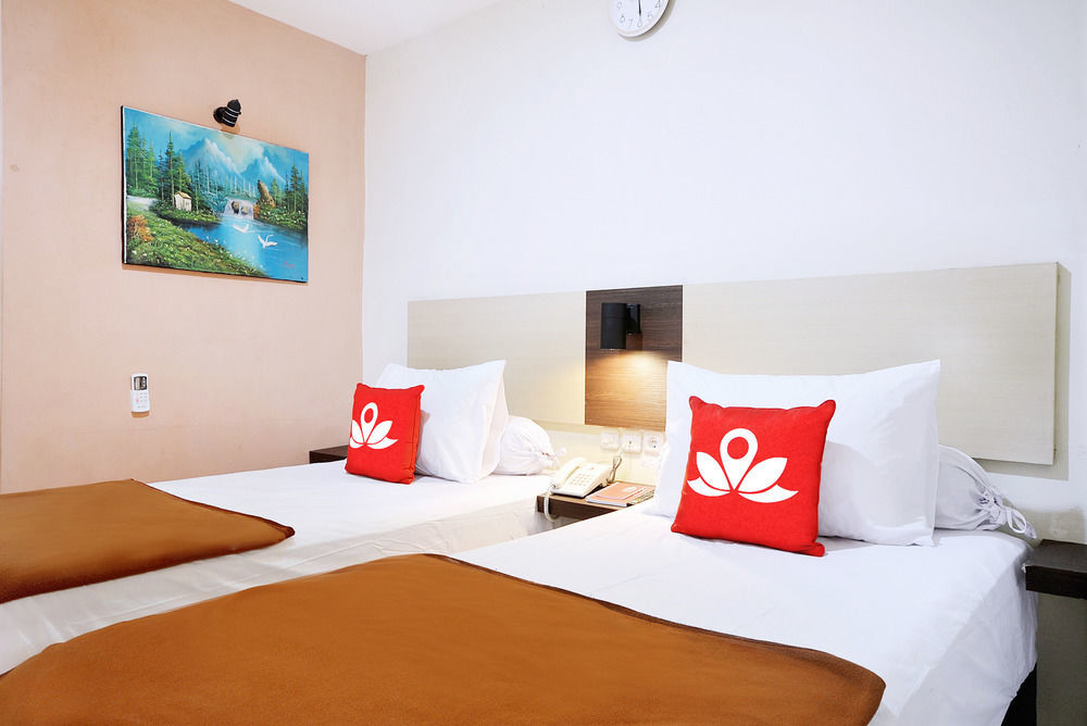 Zen Rooms Kuningan Syariah Jakarta Eksteriør billede