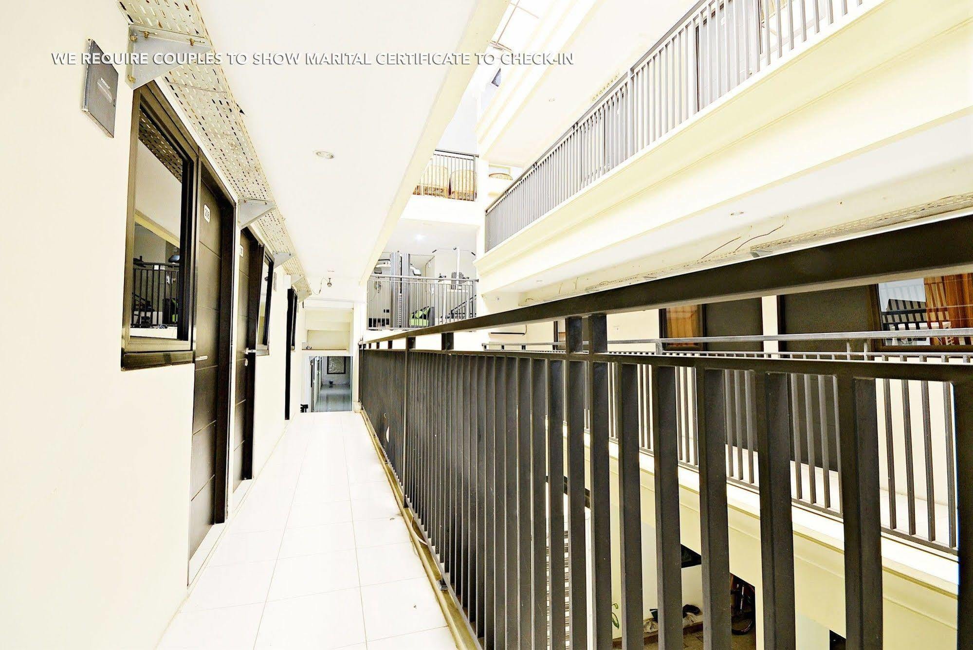 Zen Rooms Kuningan Syariah Jakarta Eksteriør billede