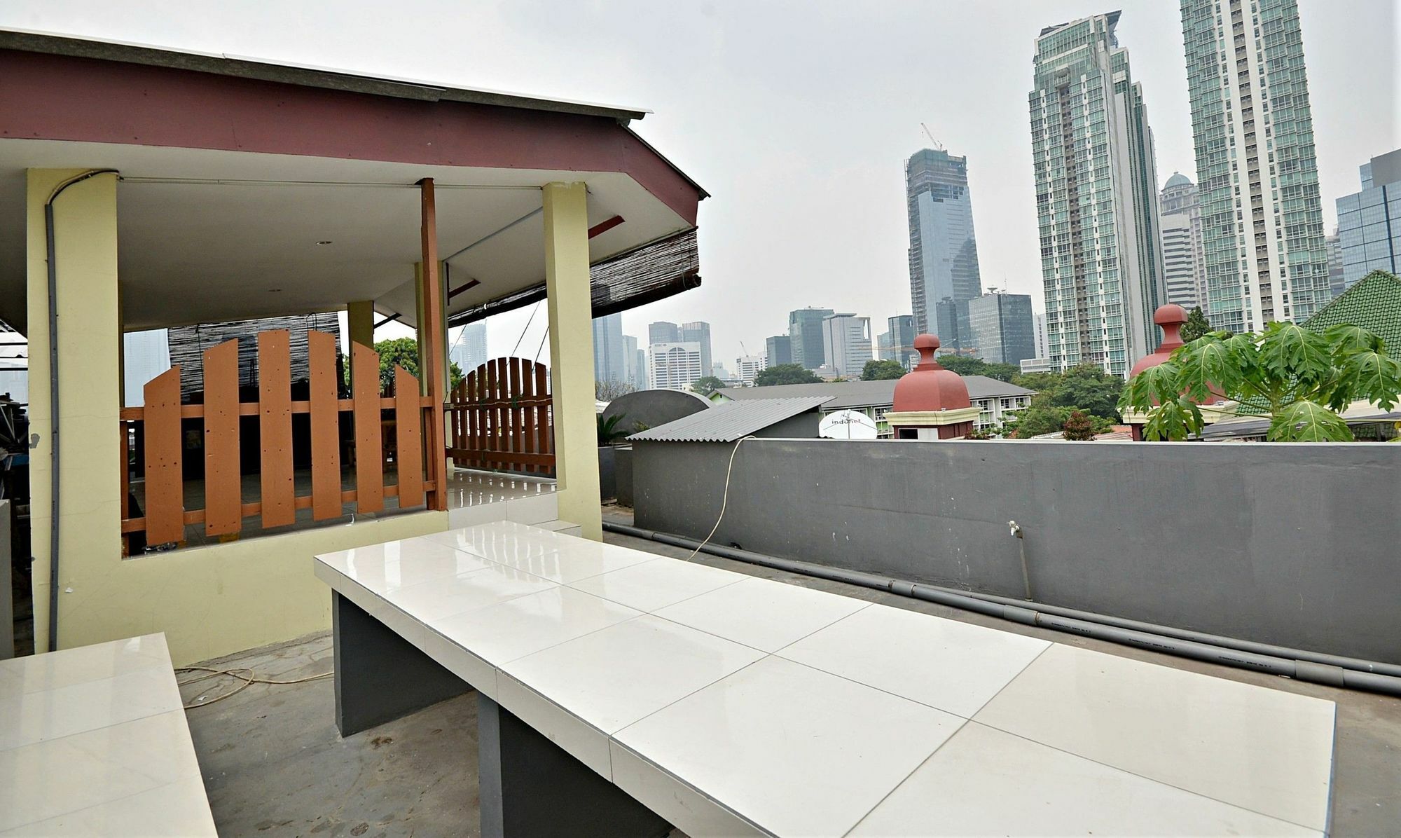 Zen Rooms Kuningan Syariah Jakarta Eksteriør billede